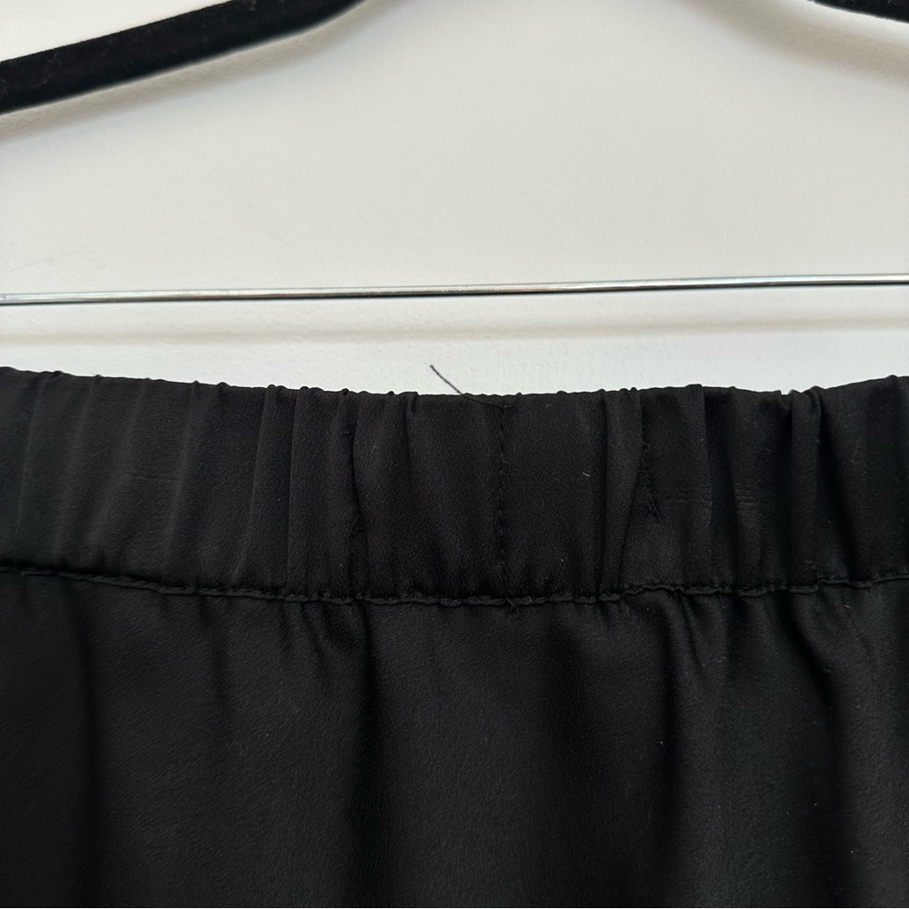 Vero Moda Classic Black Mini Skirt - Picture 4 of 4
